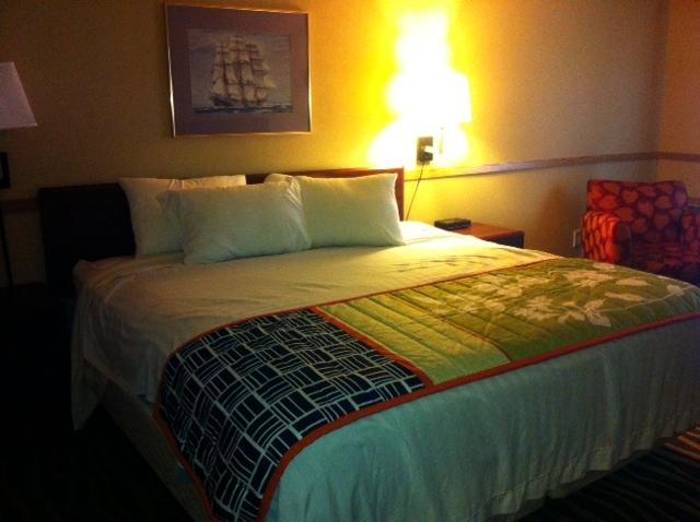 South Tacoma Suites Quarto foto